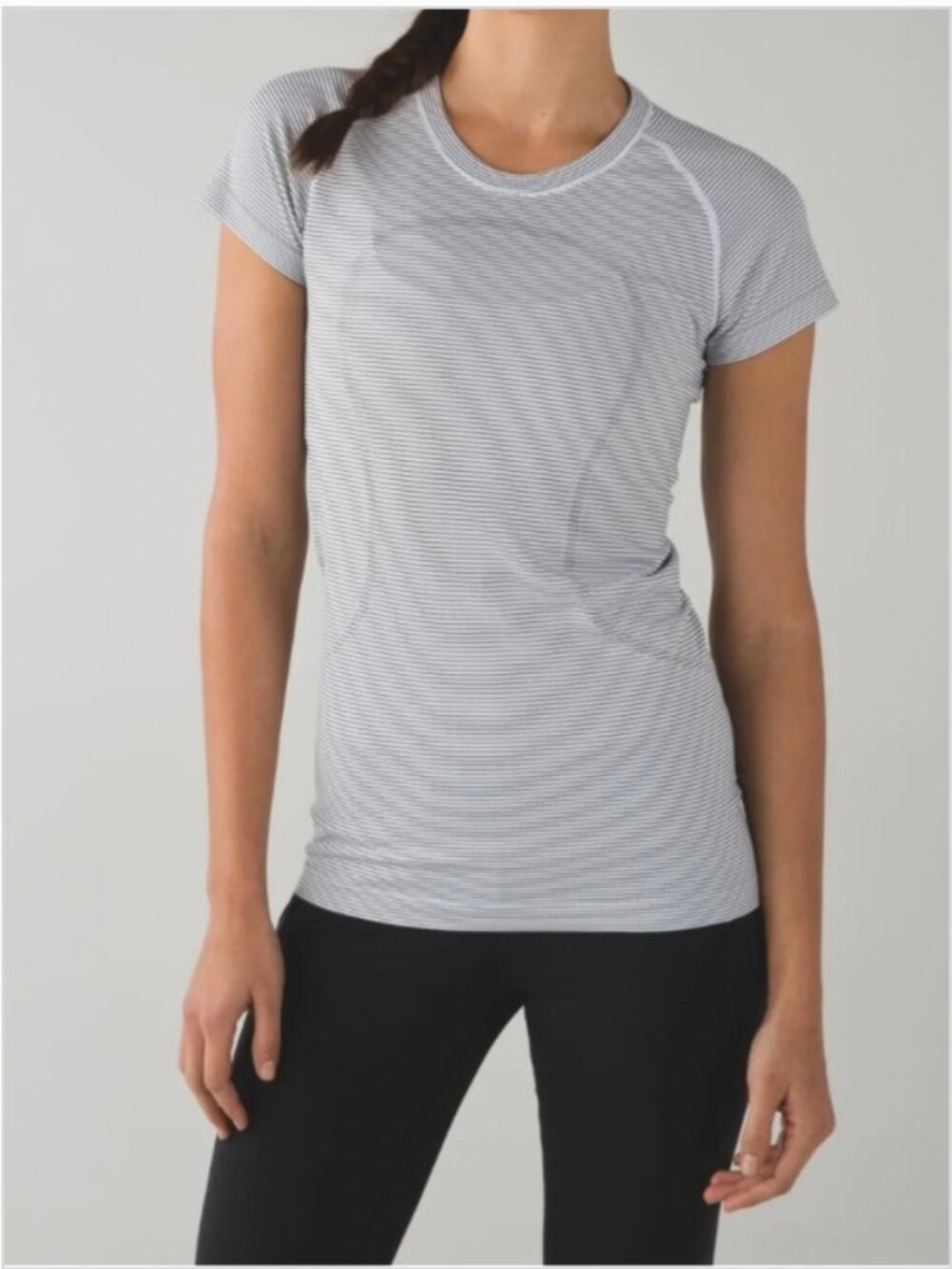 Lululemon black white stripe tech swiftly short sleeve shirt 6